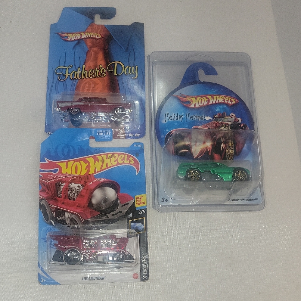 HotD Weels Die-Cast Toy Car Set - Red and Green